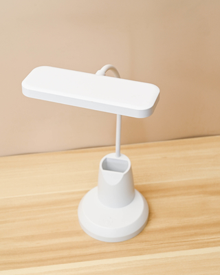 Đèn bàn USB có thể điều chỉnh với bàn tay có thể gập lại với công tắc điều khiển cảm ứng