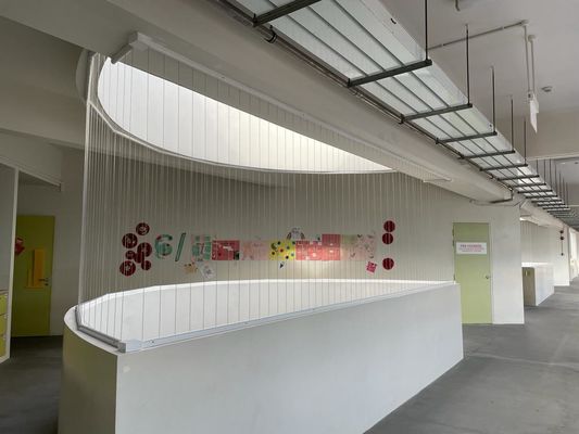 Chăm sóc không thể nhìn thấy Chăm sóc không thể nhìn thấy được được thiết kế để bảo vệ trẻ em và vật nuôi một cách hiệu quả trong khi duy trì tính toàn vẹn thẩm mỹ