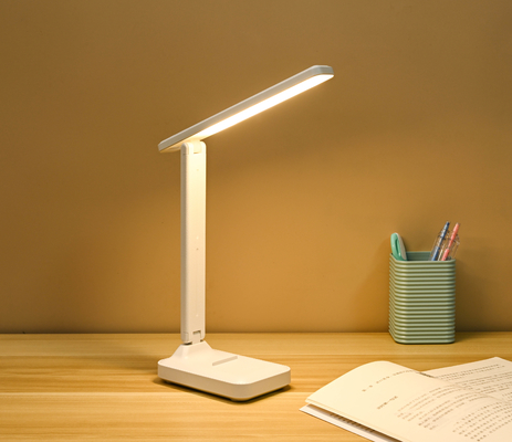 Đèn bàn gấp có thể điều chỉnh cánh tay 5500 Kelvin điều khiển cảm ứng với 10 bóng đèn để chiếu sáng sáng