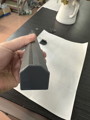 An toàn lưới điện vô hình nhôm đường ray Cap cuối