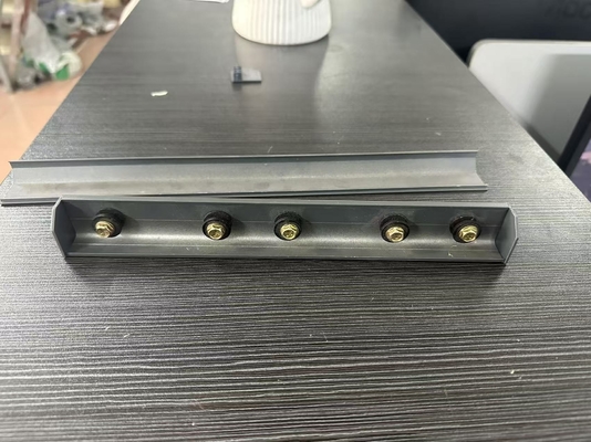 An toàn không thể nhìn thấy lưới tản nhiệt Đường sắt nhôm AG3/4 Xám Cap cuối không thể nhìn thấy phụ kiện nướng