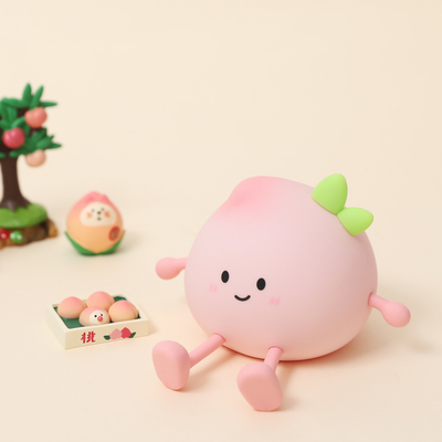 2024 New Creative Peach Shape Night Lamp Soft Silicone 7 Color Changing Eye Care Night Light For Children Gifts Đèn bàn