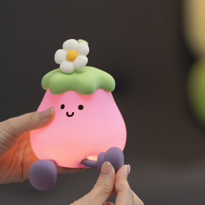 Nhà máy bán buôn phim hoạt hình mềm silicone đèn LED đêm dễ thương nhỏ quả trứng đèn giường portable USB sạc lại phòng ngủ đèn đêm