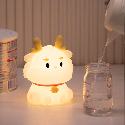 LED USB sạc lại Dimming Dragon Touch phim hoạt hình đồ trang trí phòng ngủ dễ thương silicone baby loung Table Lamp Night Light