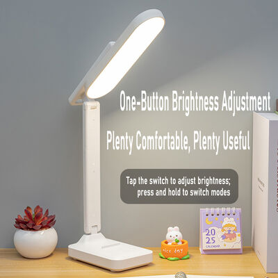 Lên đến 8 giờ sử dụng Thời gian đèn bàn LED cho phòng học phòng ngủ cung cấp vị trí linh hoạt và ánh sáng thân thiện với mắt
