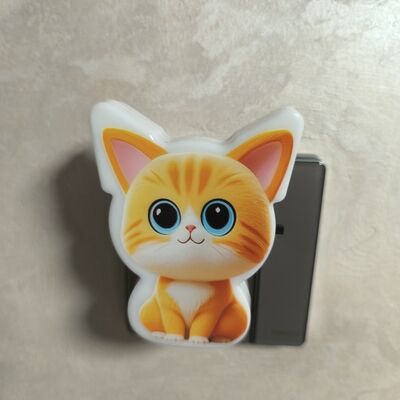 Đèn ngủ cắm tường LED, điện áp 110-240V, lý tưởng cho nhà ở