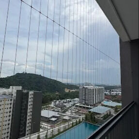 Ban công Tấm lưới không thể nhìn thấy giải pháp an toàn lưới trong suốt kết hợp độ bền và sự hấp dẫn thẩm mỹ cho các tòa nhà hiện đại