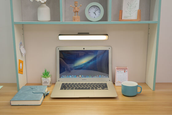 Thời gian sử dụng tối đa 8 giờ Đèn từ tính sạc lại 5V 1A Điện áp định giá Thích hợp cho ánh sáng công nghiệp và thương mại