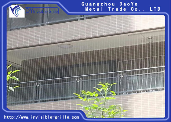 Bảo vệ Vật nuôi Trẻ em để tận hưởng quang cảnh của Thành phố Bờ biển Thung lũng Ban công Lưới tản nhiệt vô hình