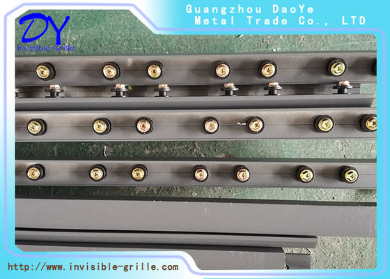 Độ bền kéo ban công 316SS Đường ray nhôm vô hình cho an toàn gia đình